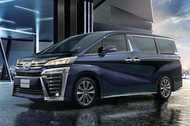 特別仕様車 Z“GOLDEN EYES”（7人乗り・2WD）［ベース車両はZ（7人乗り・2WD）］