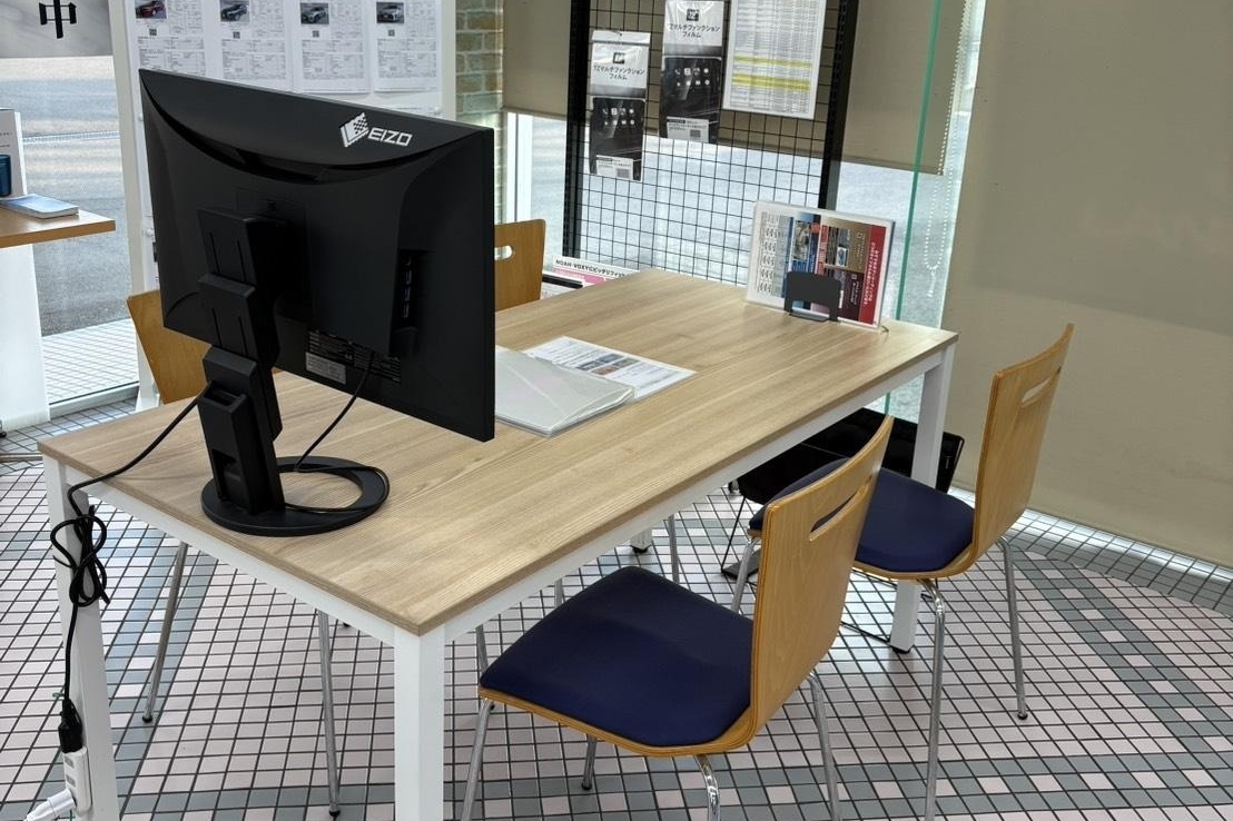 川内店テーブル